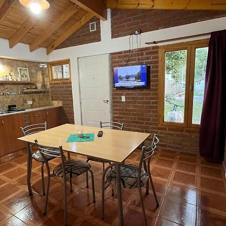 Araucarias Apart Apartment Ескуел Екстериор снимка